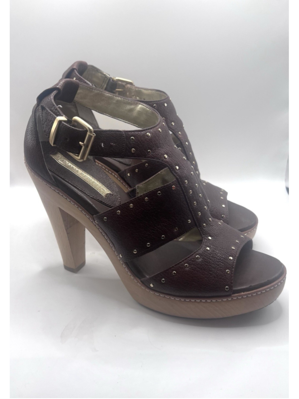 Banana Republic Bonnie Studded Sandals Womens 9 Strap Platform Heels Brown Gold